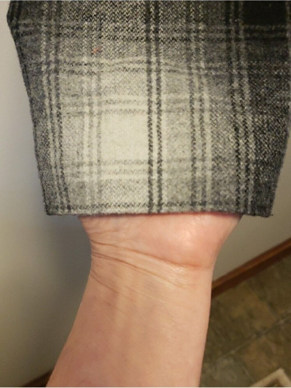 Lauren Ralph Lauren Gray White & Black Plaid Wool Blend Coat - Picture 5 of 13